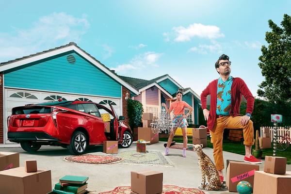 Photograph Mauricio Candela Toyota Moving In With Style on One Eyeland